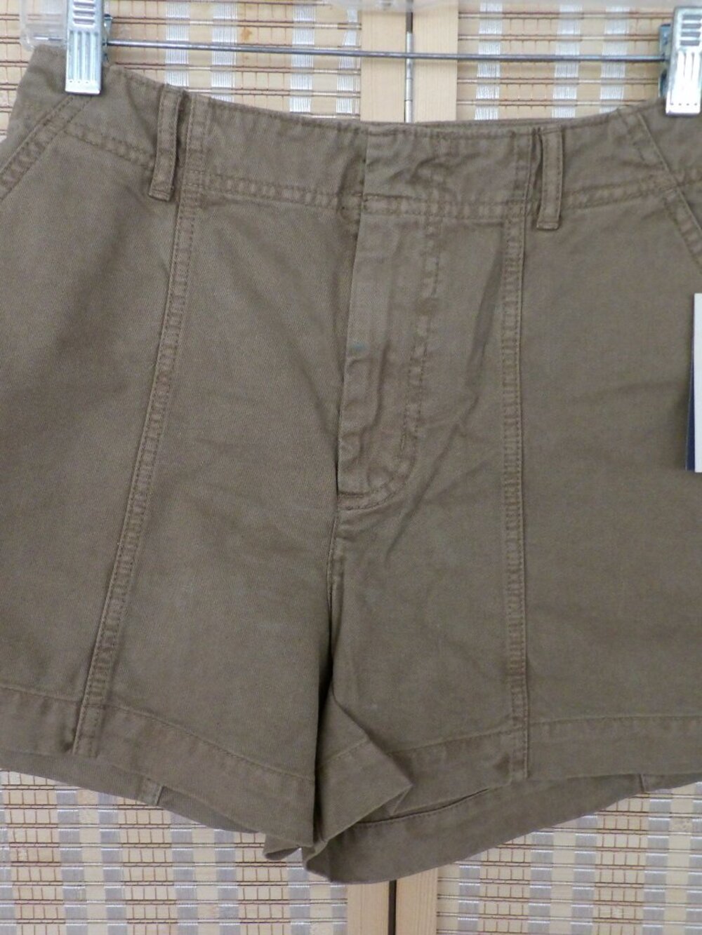 NWT Women's Universal Thread Size 4 High Rise Brown Trouser Shorts